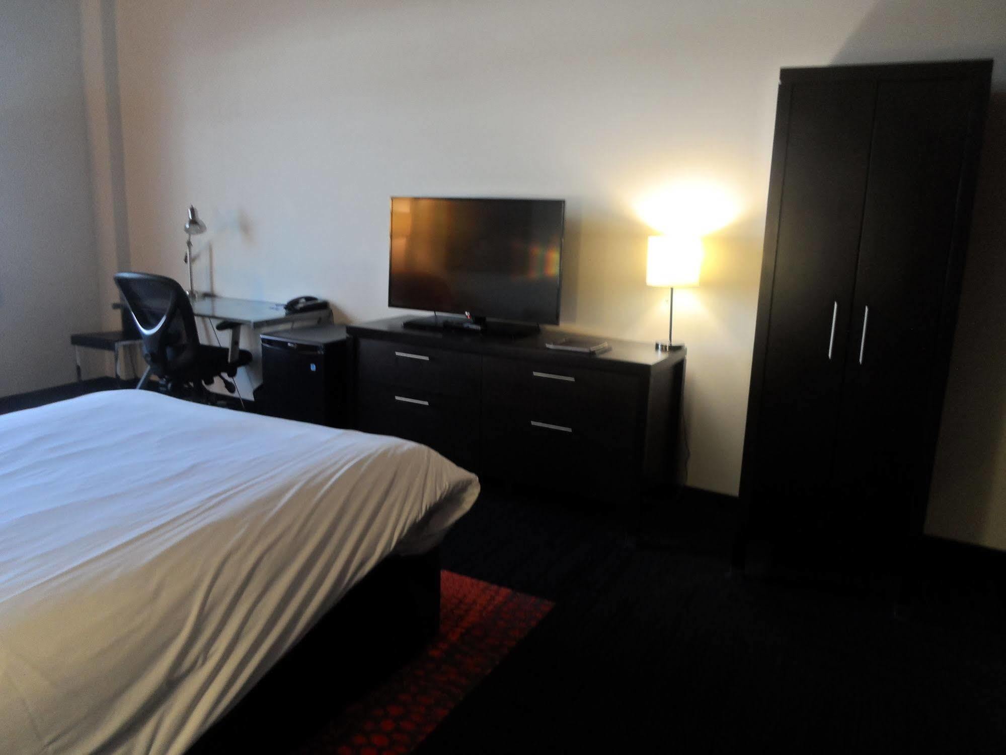 Grand Times Hotel - Aeroport De Quebec Экстерьер фото