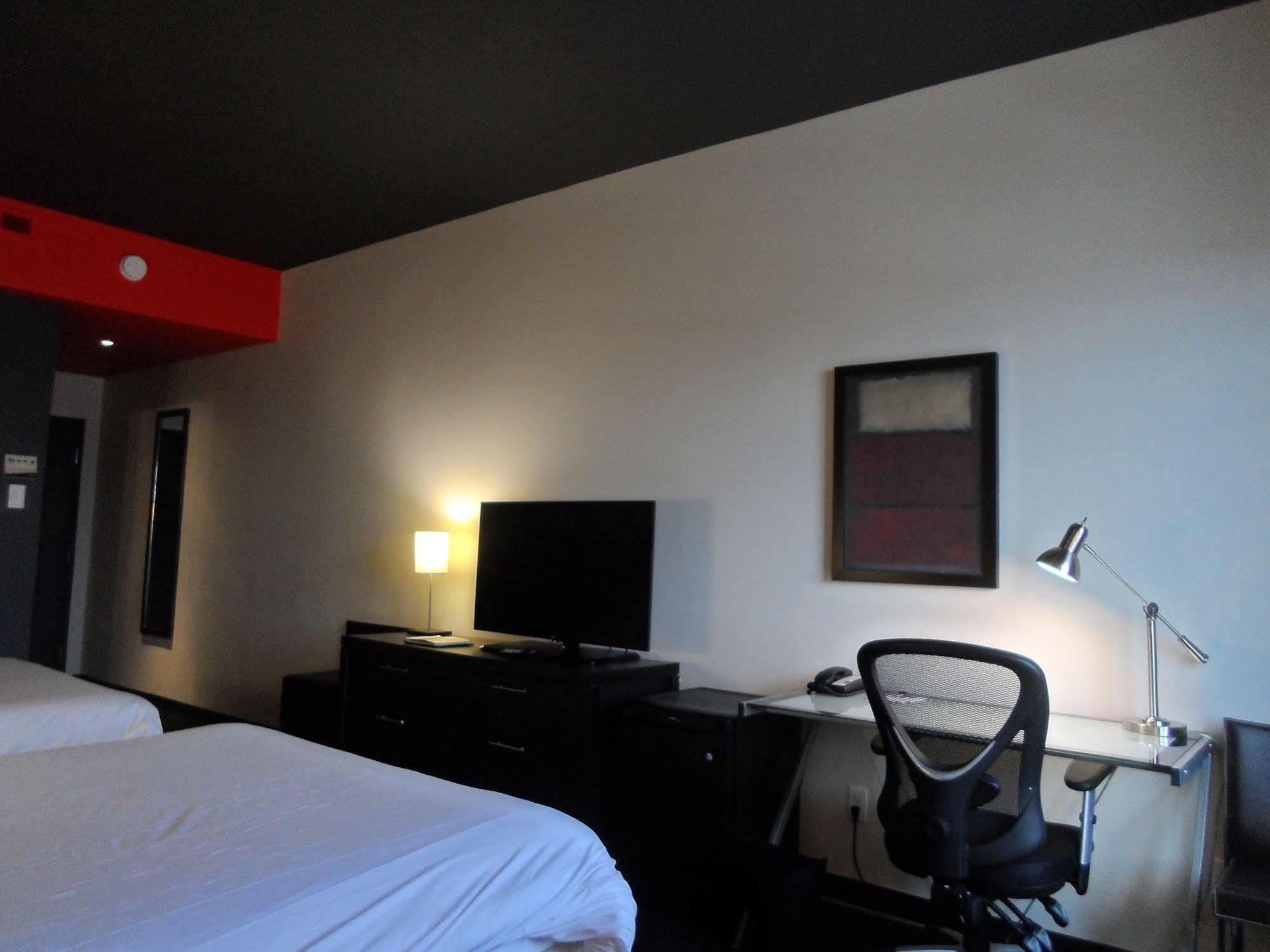 Grand Times Hotel - Aeroport De Quebec Экстерьер фото